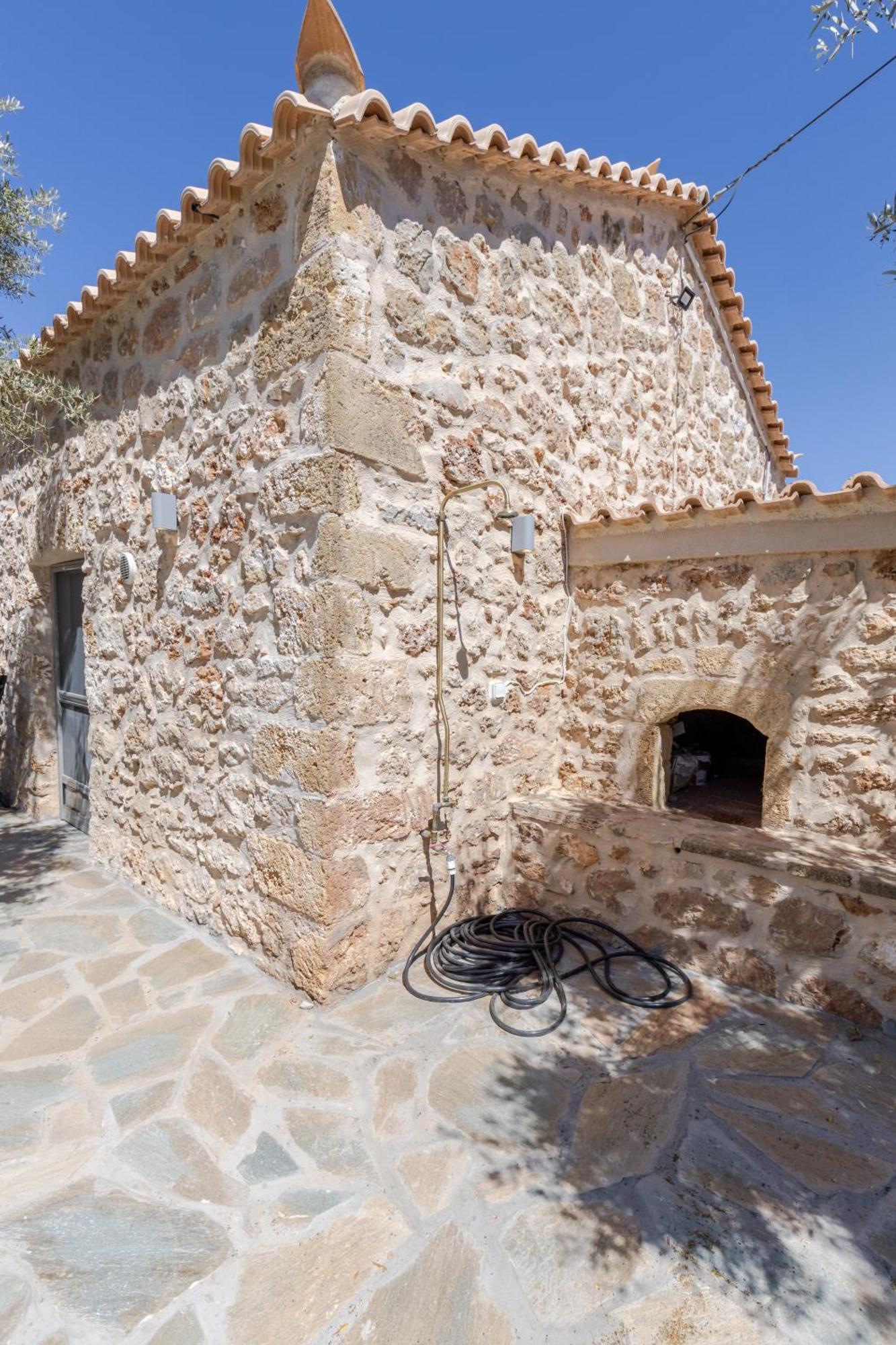 Sonar Deluxe Cottage Bãi biển Bãi biển Plitra Ngoại thất bức ảnh